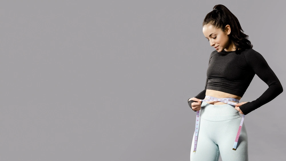 8 طرق فعالة تساعد في حرق دهون البطن في الشتاء