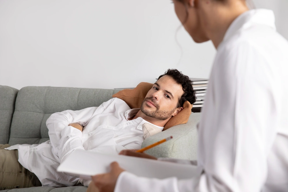 تتضمن علاجات أعراض القولون العصبي النفسية العلاج المعرفي السلوكي