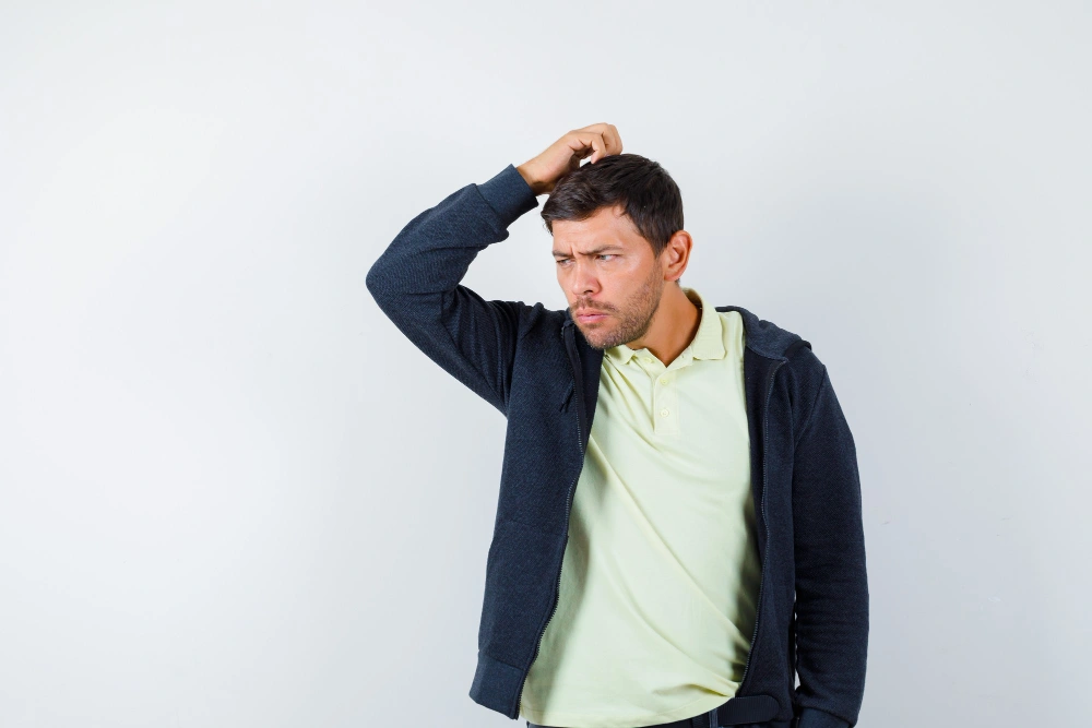 الذكور أكثر عرضة للإصابة بالقشرة