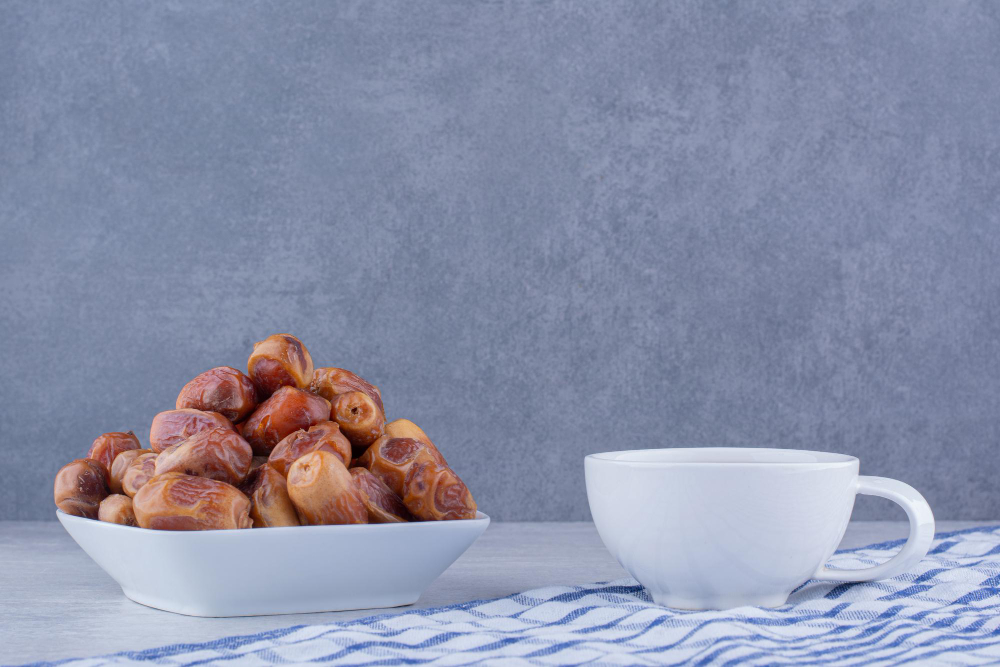 التمر والقهوة