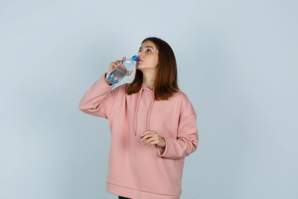 شري الماء للحفاظ على رطوبة الجسم