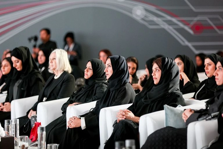 المرأة الإماراتية في المناصب القيادية