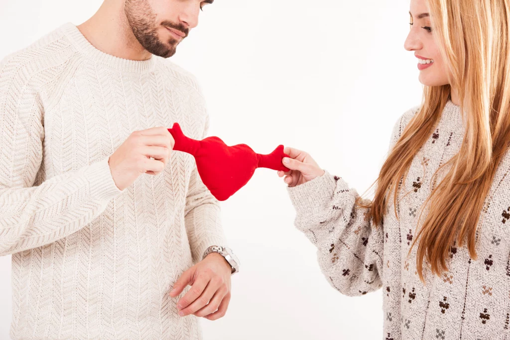 تحليل شخصية الرجل الجنسي: هل هو شغف طبيعي أم اضطراب نفسي؟