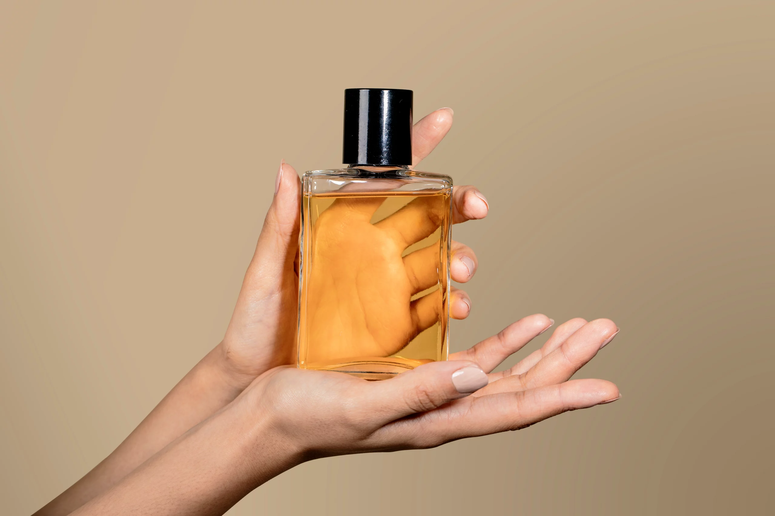 مخاطر العطور على الصحة