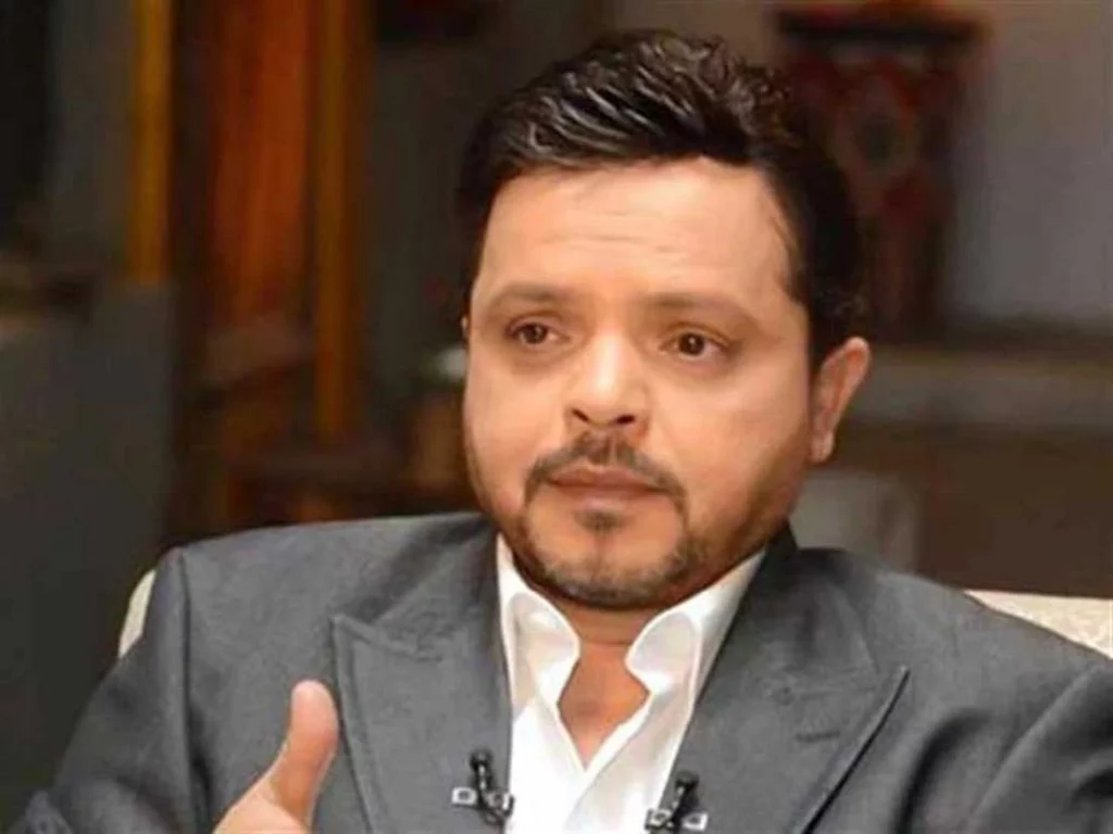 محمد هنيدي في غرفة العمليات: هل كانت الضحكة تُخفي الألم؟