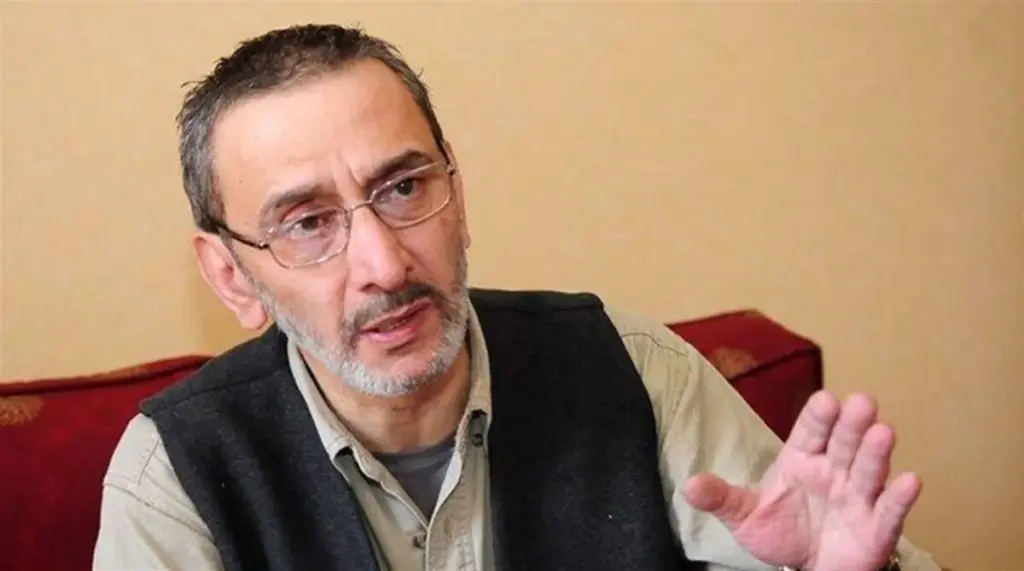 وفاة زياد الرحباني بسبب تليف الكبد