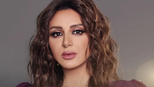 الفنانة أنغام