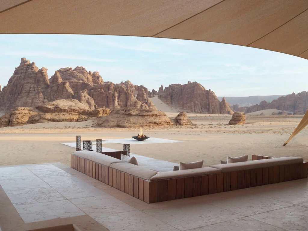 بانيان تري العلا في السعودية